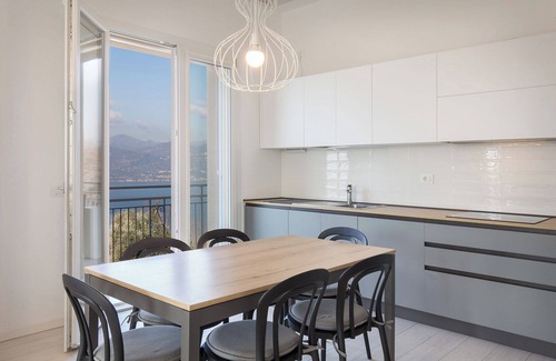 Albisano Apartamento | Villa Malù - APT Luisa Vista piscina y lago