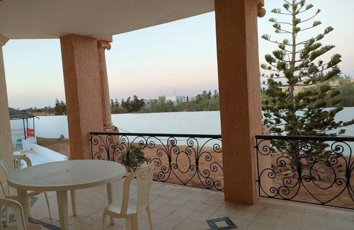 Sidi Fredj Villa | Villa Mallek - دار ملاّك