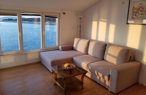 Primosten Burnji Apartamento | Villa Malo Misto