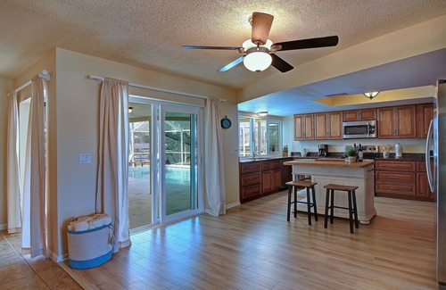 Fort Myers Villa | TAMAÑO LANAI - Acceso rápido a Fort Myers y BARCO DE ACCESO BAJO 10 MIN