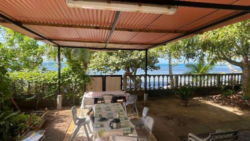 Teahupoo Cabina | Villa Maraeroa PK 20,800 bord de mer