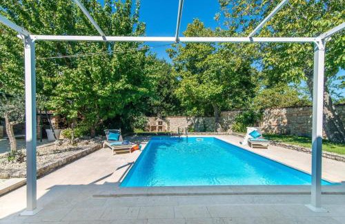 Bokordici Villa | Villa Marelica by Villa Plus