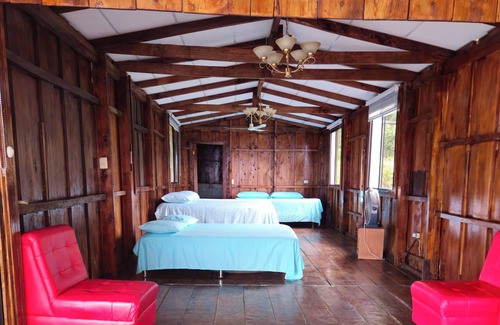 Coatepeque Cabina | Villa Margareth l A Lakeside Oasis
