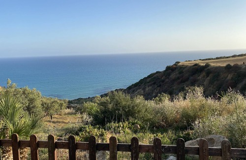 Pergole Villa | Villa Margherita on the sea beach / STARLINK connection, air conditioning...