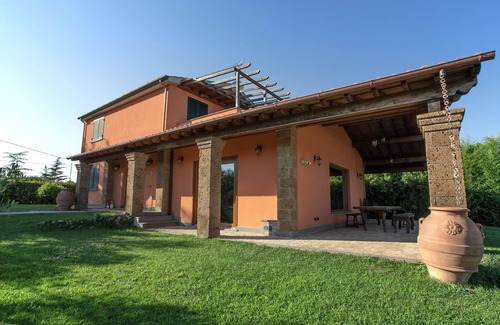 Sutri Villa | Villa Margot Sutri a un tiro de piedra del golf!