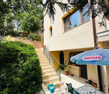 Golden Sands Casa | Villa Mari Guest Rooms