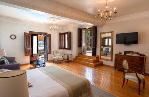 Barrio de La Presa Hotel | Villa Maria Cristina