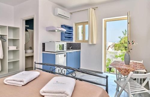 Naousa Casa | Villa Maria - Naoussa Squares Blue & Gold Suite