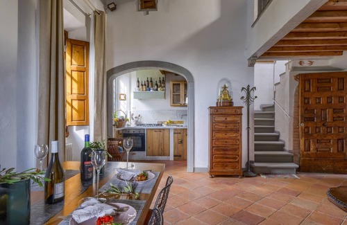 Sesto Fiorentino Villa | Villa Maria - relaxing getaway in the hills around Florence
