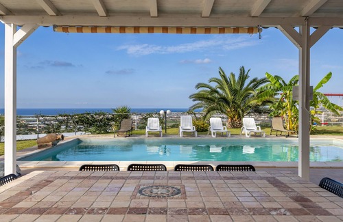 Scicli Villa | Villa 'Marigù Con Spa E Piscina' con vistas al mar, Wi-Fi y aire acondicionado