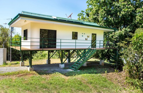 Parrita Casa | CRT Villa Mariposa - Nuevo hogar en la selva