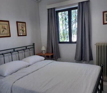 Salamis Casa | Villa Mariza at Aianteio
