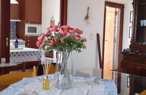 Bisceglie Villa | Villa Marlu a un paso de un camino costero de encanto.