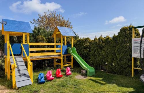 Wladyslawowo Casa | Villa Martii Władysławowo - Apartamenty i Pokoje z Aneksami Kuchennymi