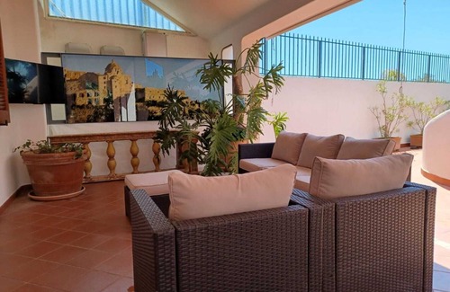 Succhivo Apartamento | Villa Martina - Apartamento "Oleandro", en el anexo de una prestigiosa Villa