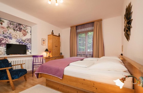 Innsbruck Casa | Villa Marwa - eine Ruheoase im Grünen