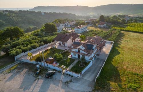 Torrevecchia Teatina Casa | villa Mastro Oleario 5 dal mare 30 dai monti