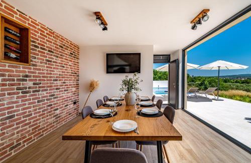Pridraga Villa | Villa Matea - heated pool, peace, view