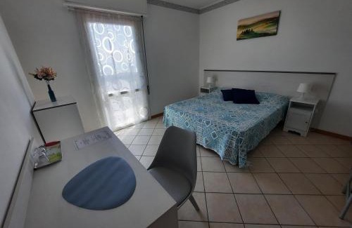 Manerba del Garda Cama Y Desayuno | Villa Mayoti B&B