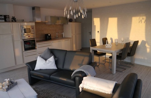 Pelzerhaken Apartamento | "Ostseeperle" Villa estrellarse App. 7a - Villa Meeresrauschen, "Ostseeperle"