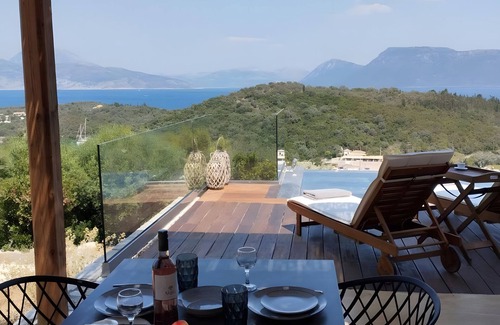Katomerion Villa | Villa 'Meganisi' con vistas al mar, Wi-Fi y aire acondicionado