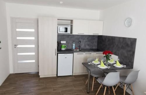 Velky Meder Apartamento | VILLA MEGER