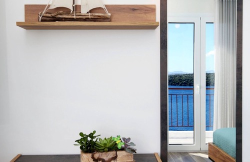 Perigiali Villa | Villa Melia, luxurious villa with superb view of the islands, 400 m from the sea