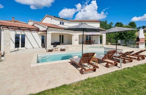 Vizinada Casa | Villa Melli by Villas Holiday