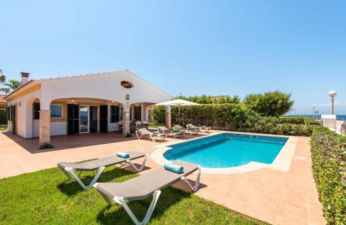 Cap d'Artrutx Villa | Villa Menorca Sirio by Mauter Villas