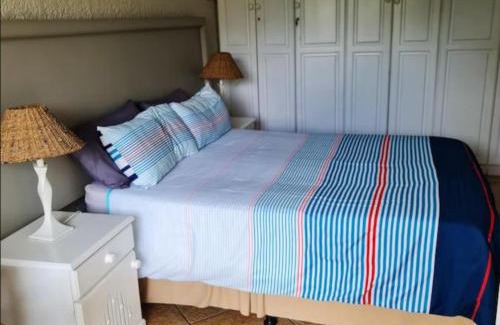 St. Lucia Apartamento | Villa Mia 9, St Lucia Self-catering unit in Popular tourist town near beaches