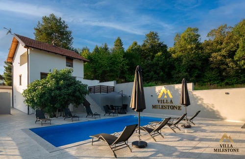 Tuzla Canton Villa | Villa Milestone Majevica
