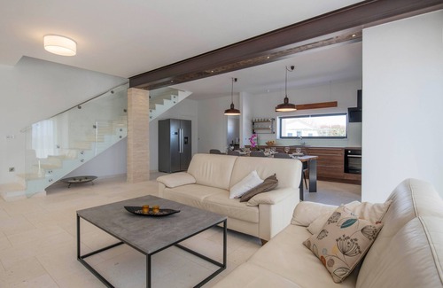 Marcana Casa | Villa Milla ***** con piscina, a 7 km del mar, barbacoa, wifi gratuito