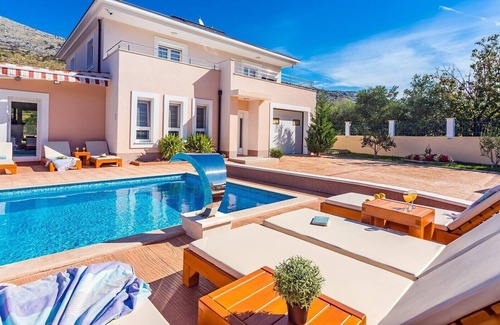 Srinjine Villa | VILLA MILLA with private heated pool