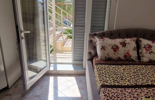 Ksamil Apartamento | Villa Minaj - Triple Suite 1st Floor