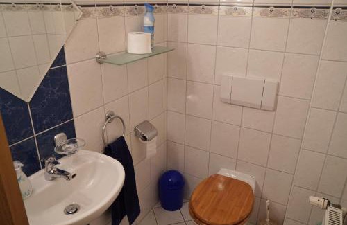 Gohren Apartamento | Villa Minna mit großem Balkon