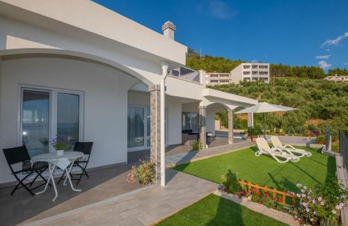 Moca Villa | Villa Mira Mel mit privaten Pool - Makarska Exklusiv