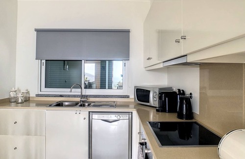 Calheta Casa | Villa Miradoura by Lovelystay