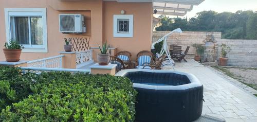 Tzavros Apartamento | Villa Miranda