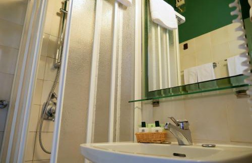 Riva del Garda Hotel | Villa Miravalle