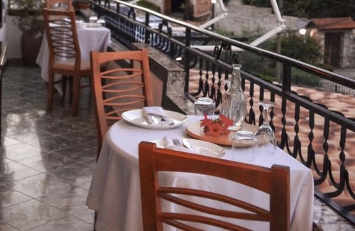 Berat Casa | Villa Mishel