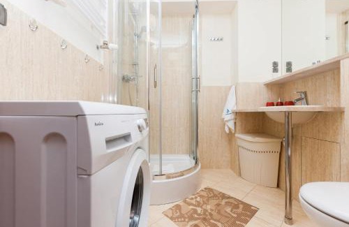 Swinoujscie Apartamento | Villa Mistral Studio z Parkingiem blisko Plaży by Noclegi Renters