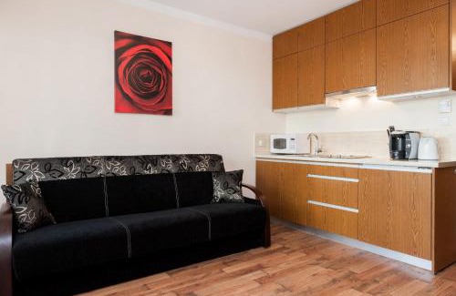 Swinoujscie Apartamento | Villa Mistral Studio z Parkingiem blisko Plaży by Noclegi Renters