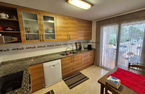 Les Tres Cales Chalet De Esquí | VILLA MONREDÓ. House with private pool for a relaxing vacation