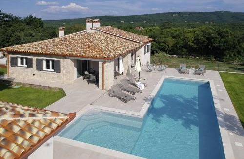 Rasa Villa | Villa Monte in Breg (Haus für 6 Personen)
