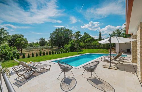 Rasa Villa | Villa Monte in Breg (Haus für 6 Personen)