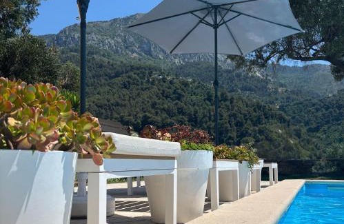 Menton Villa | Villa-Monti 5 Star Superhost, Luxury Villa with pool, sleeps 7