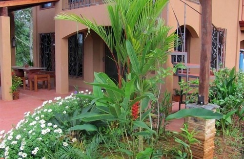 Cascada Azul Villa | Villa Mountain Serenity, Lovely Panoramic Valley & Ocean View!