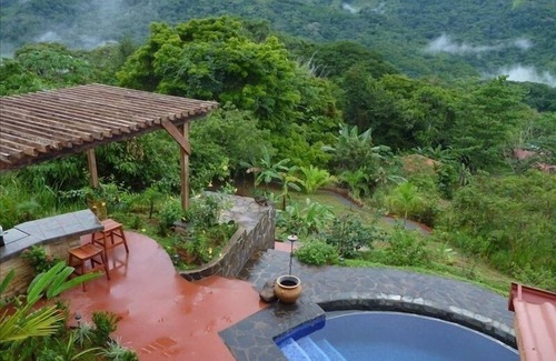 Cascada Azul Villa | Villa Mountain Serenity, Lovely Panoramic Valley & Ocean View!