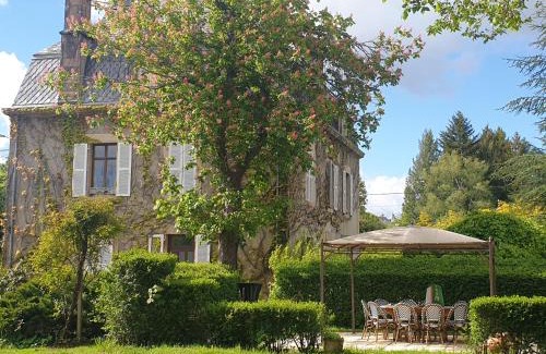 Neuvic Casa | VILLA MURA gite luxe avec piscine et spa campagne et grand air nouvelle Aquitaine Corrèze