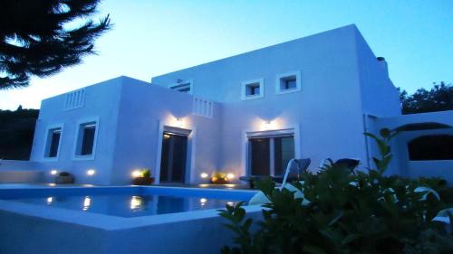 Alonissos Villa | Villa Myrto